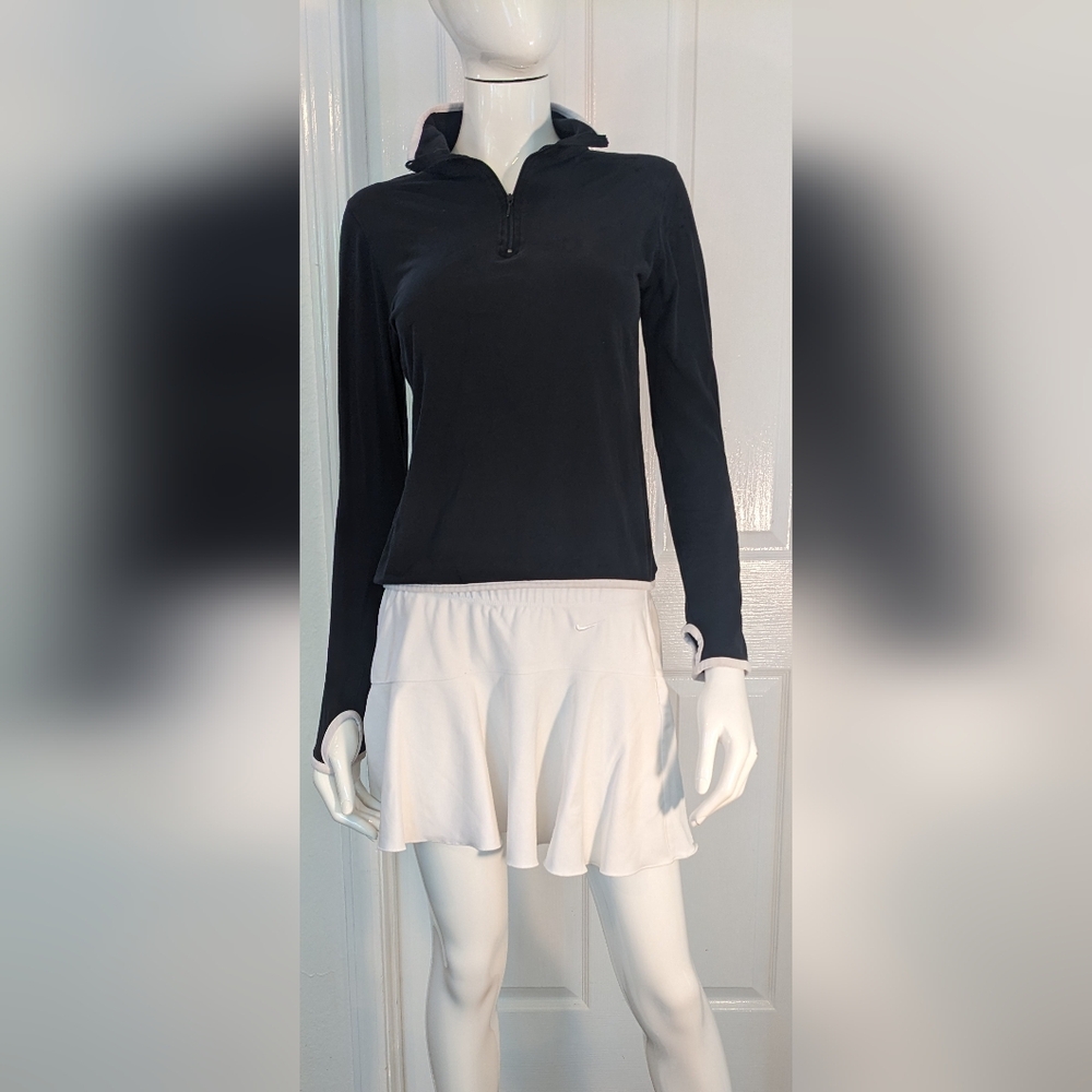 FINL360 Athletic Faded Black Long Sleeve Top White Trim, Size Medium 95% Cotton